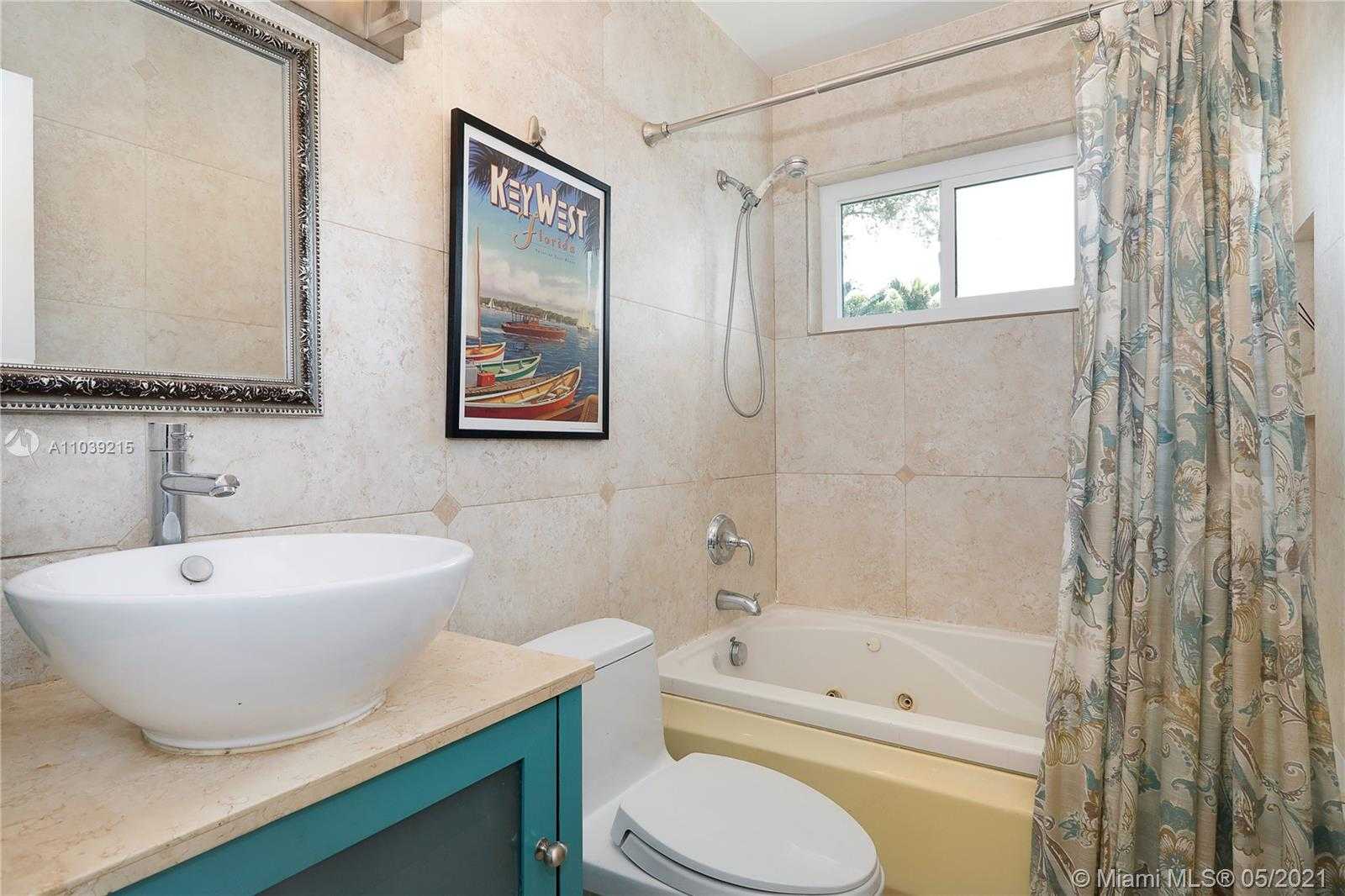 Small Image of 5850 SOUTH WEST 56 TER, South Miami Number 20