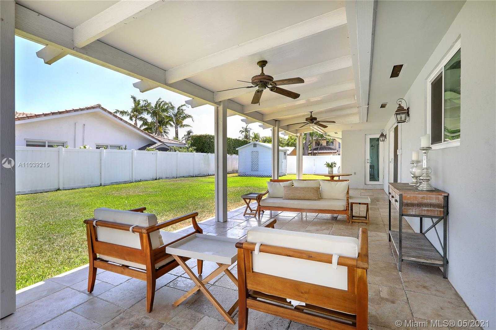 Small Image of 5850 SOUTH WEST 56 TER, South Miami Number 25