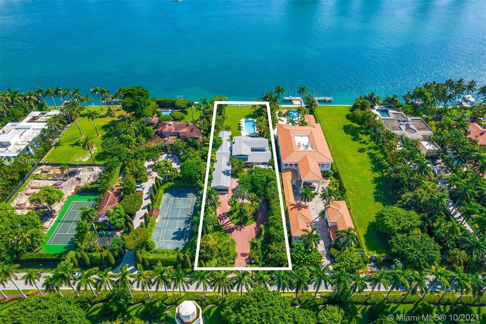 Small Image of 34 STAR ISLAND DR, Miami Beach Number 2