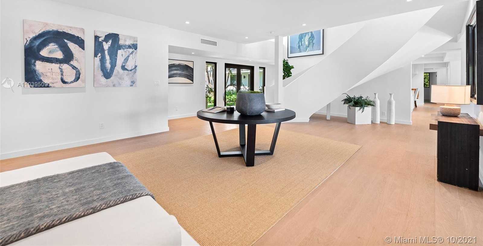 Small Image of 34 STAR ISLAND DR, Miami Beach Number 4