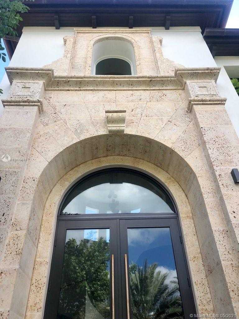 Small Image of 469 OCEAN BLVD, Golden Beach Number 8