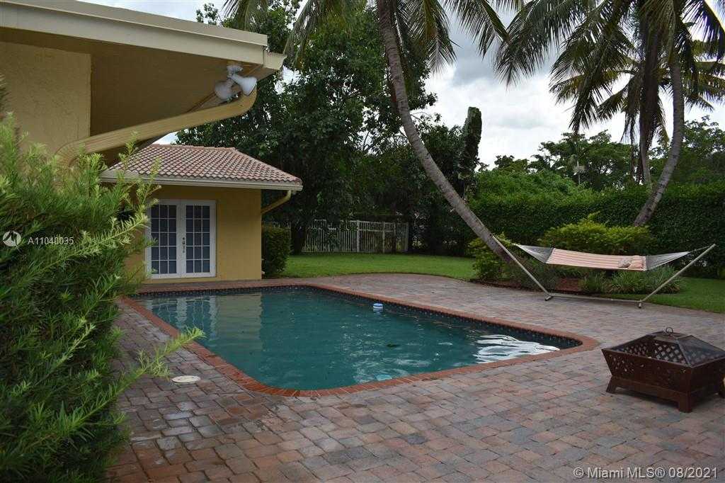 Small Image of 1101 SOUTH WEST 71ST AVE, Plantation Number 12
