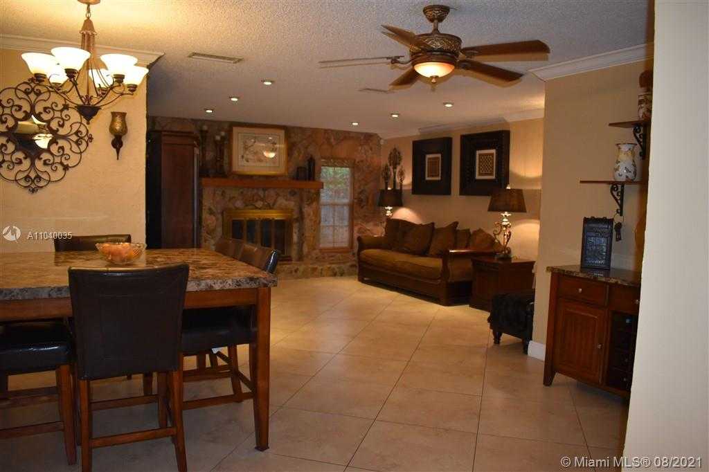 Small Image of 1101 SOUTH WEST 71ST AVE, Plantation Number 20
