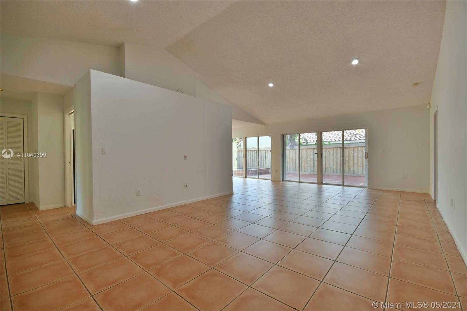 Small Image of 10380 NORTH WEST 46TH ST, Doral Number 10