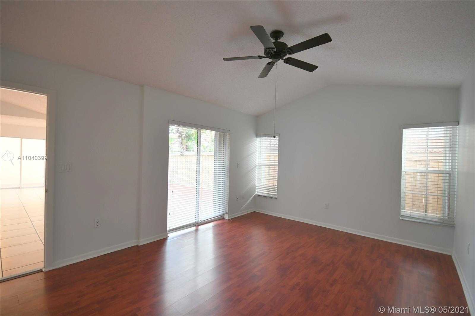 Small Image of 10380 NORTH WEST 46TH ST, Doral Number 17