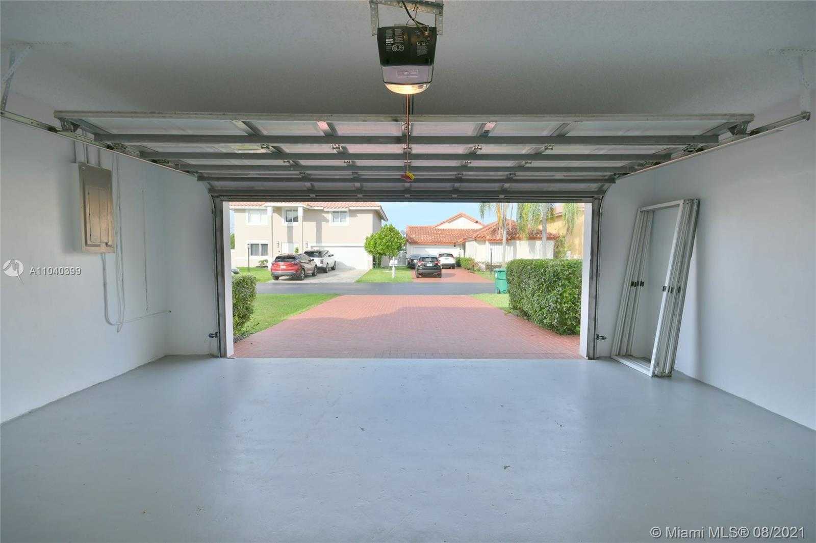 Small Image of 10380 NORTH WEST 46TH ST, Doral Number 38