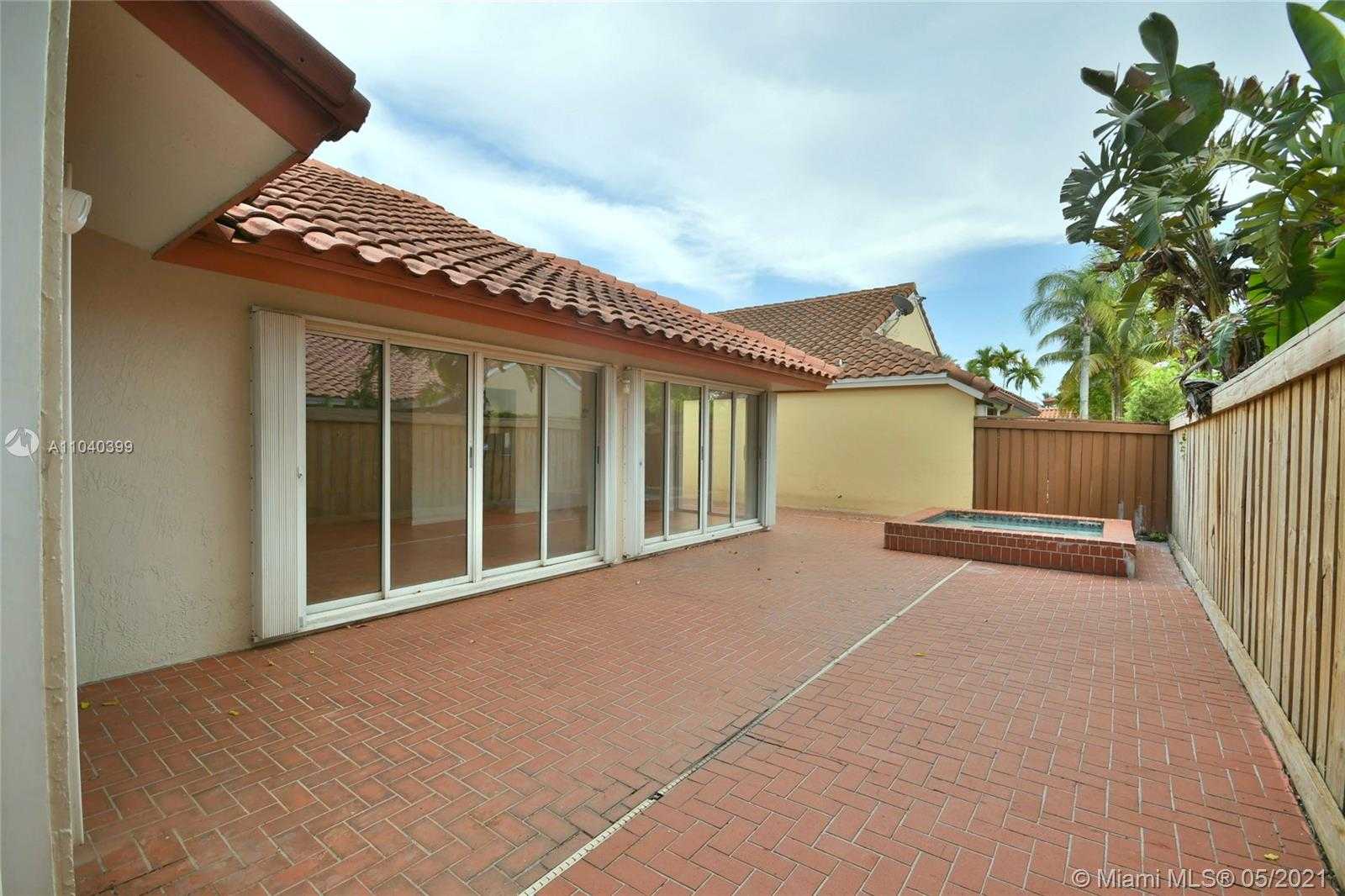Small Image of 10380 NORTH WEST 46TH ST, Doral Number 40