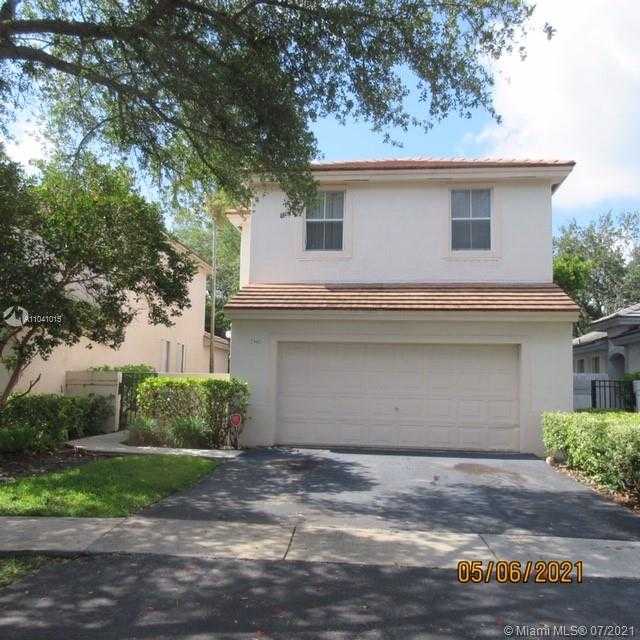 Small Image of 7542 NW 1st Pl, Plantation, FL 33317, USA Number 3