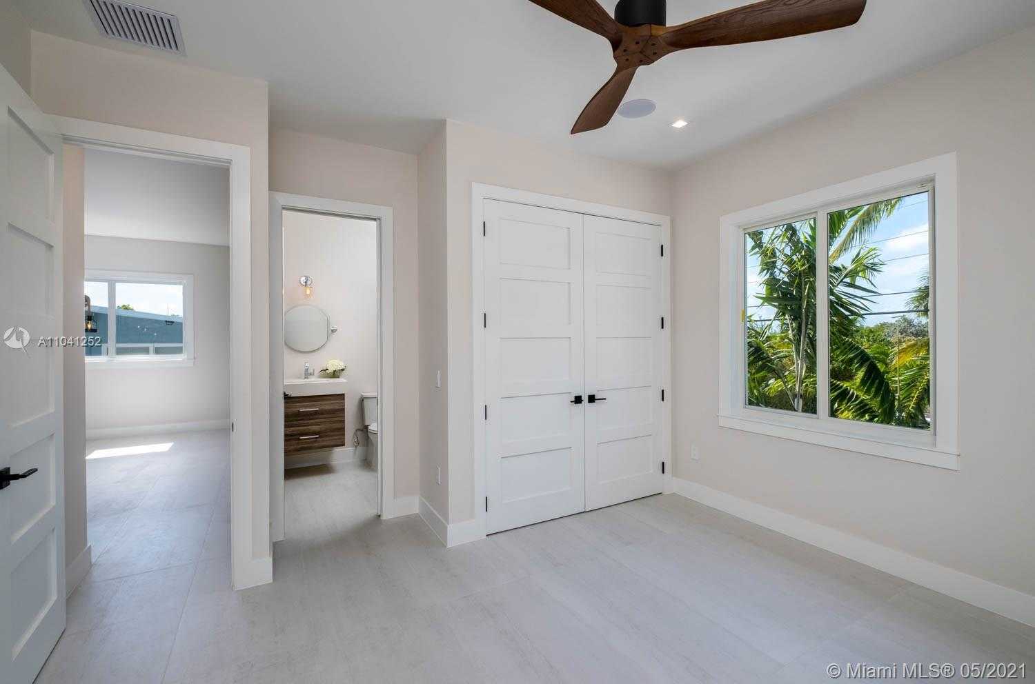 Small Image of 117 MOCKINGBIRD ROAD, Islamorada Number 24