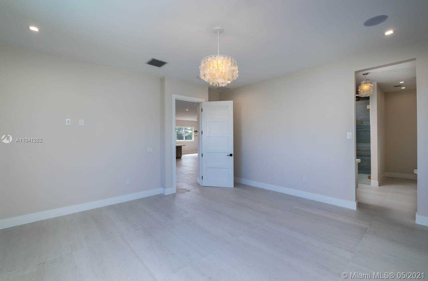 Small Image of 117 MOCKINGBIRD ROAD, Islamorada Number 30