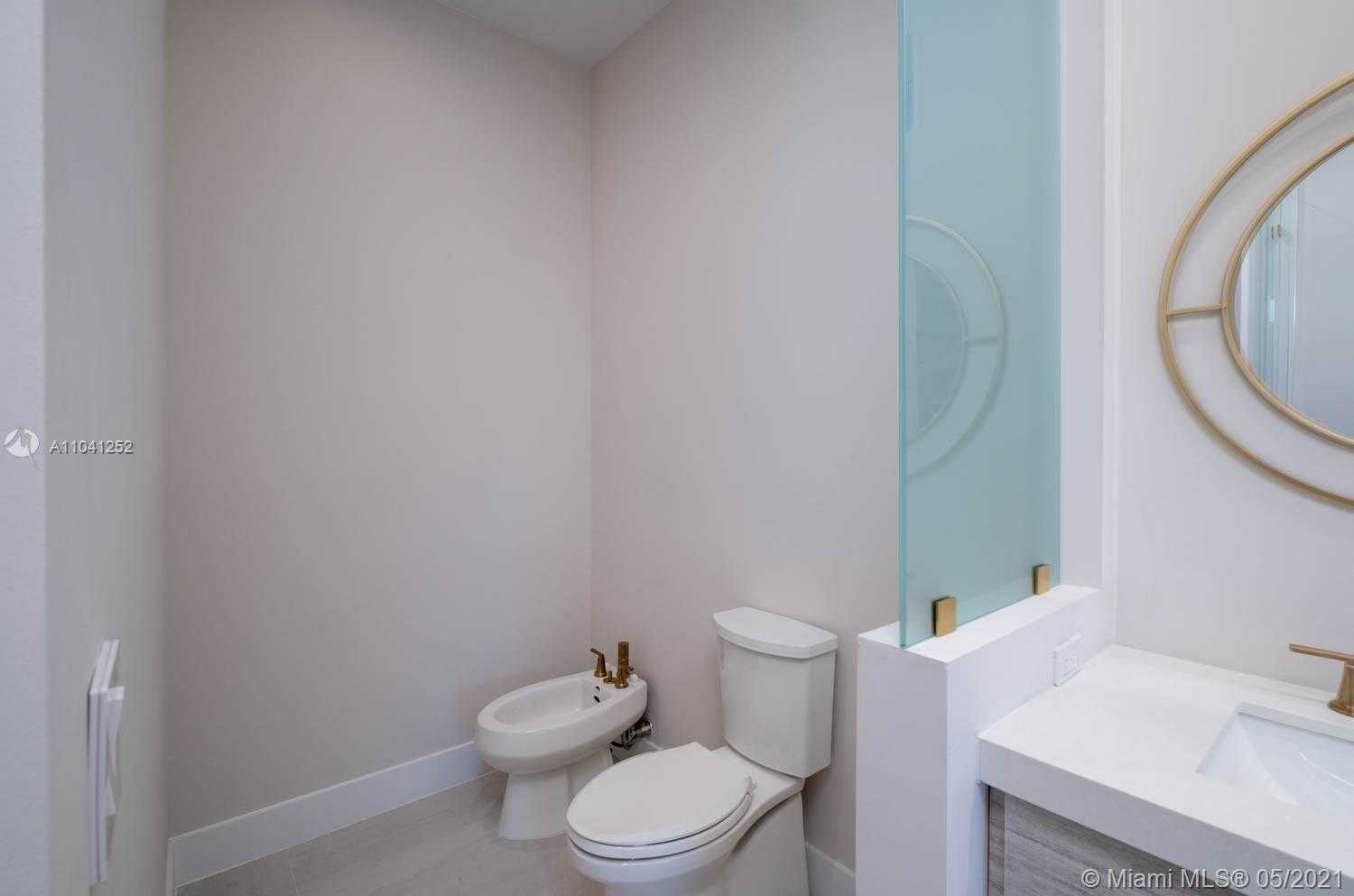 Small Image of 117 MOCKINGBIRD ROAD, Islamorada Number 34