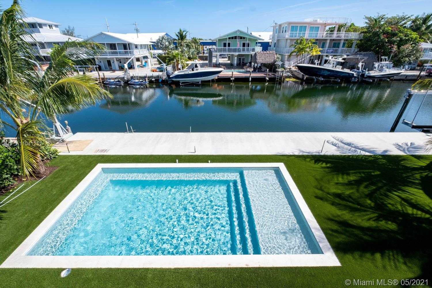Small Image of 117 MOCKINGBIRD ROAD, Islamorada Number 41