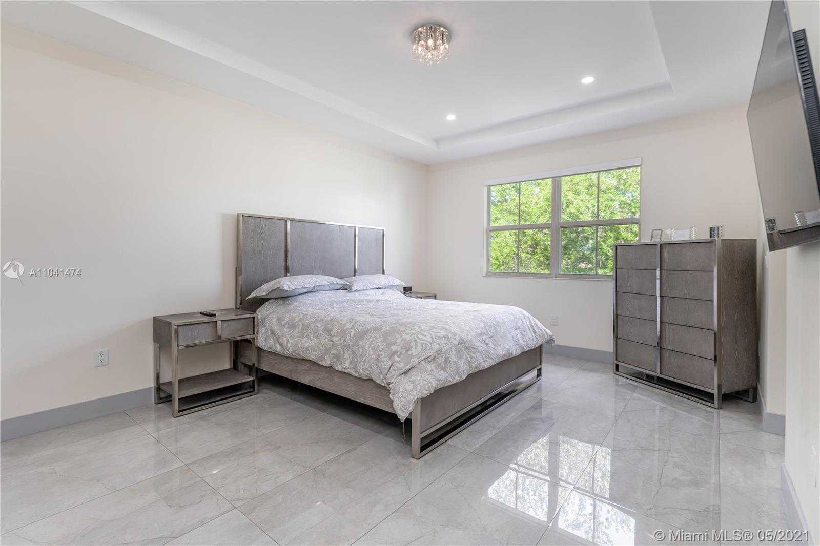 Small Image of 8368 NORTH WEST 114TH PATH, Doral Number 22