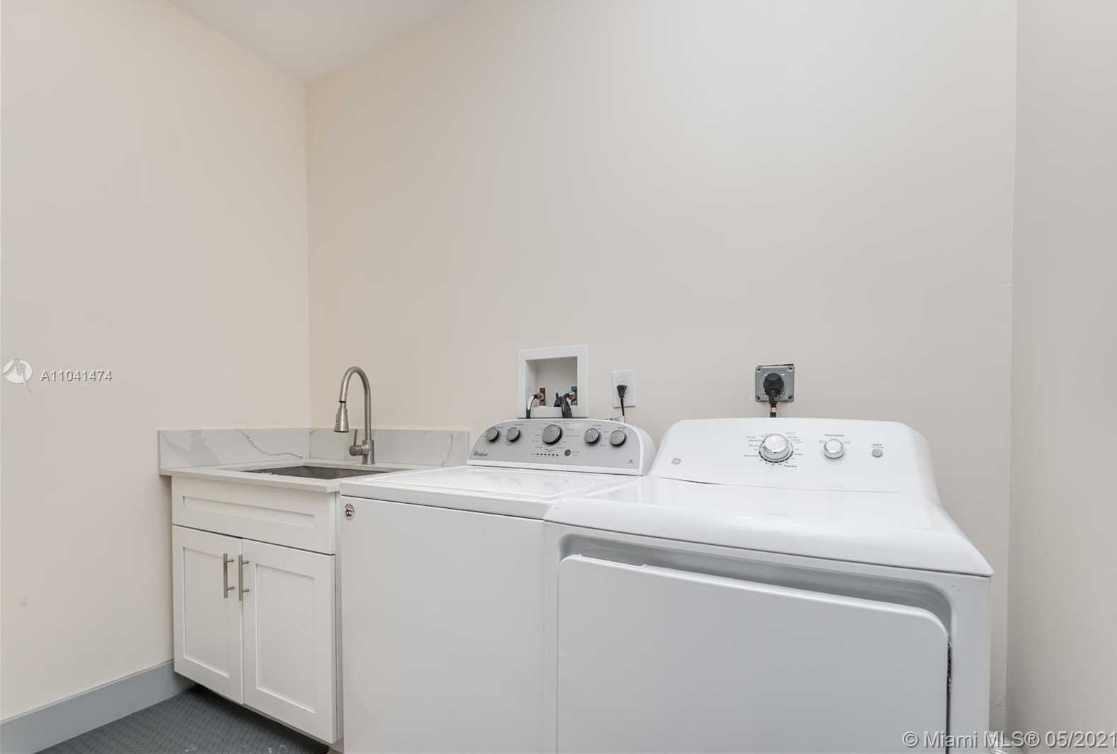 Small Image of 8368 NORTH WEST 114TH PATH, Doral Number 34