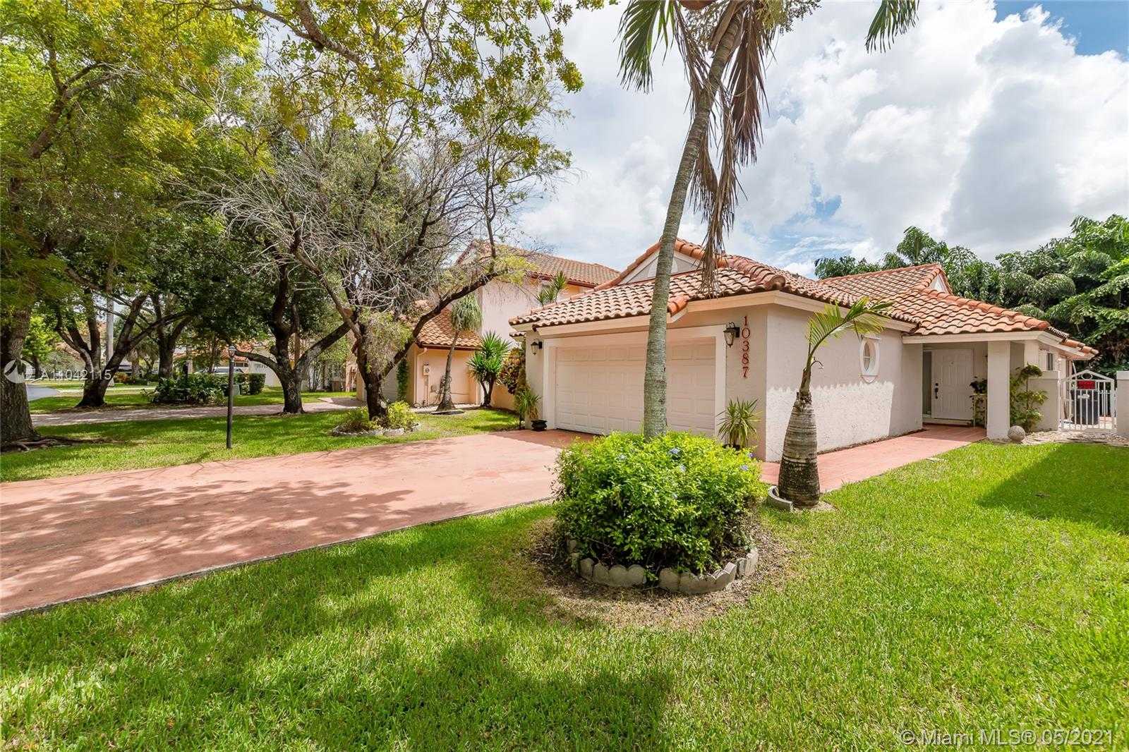 Small Image of 10387 NORTH WEST 43RD TER, Doral Number 2
