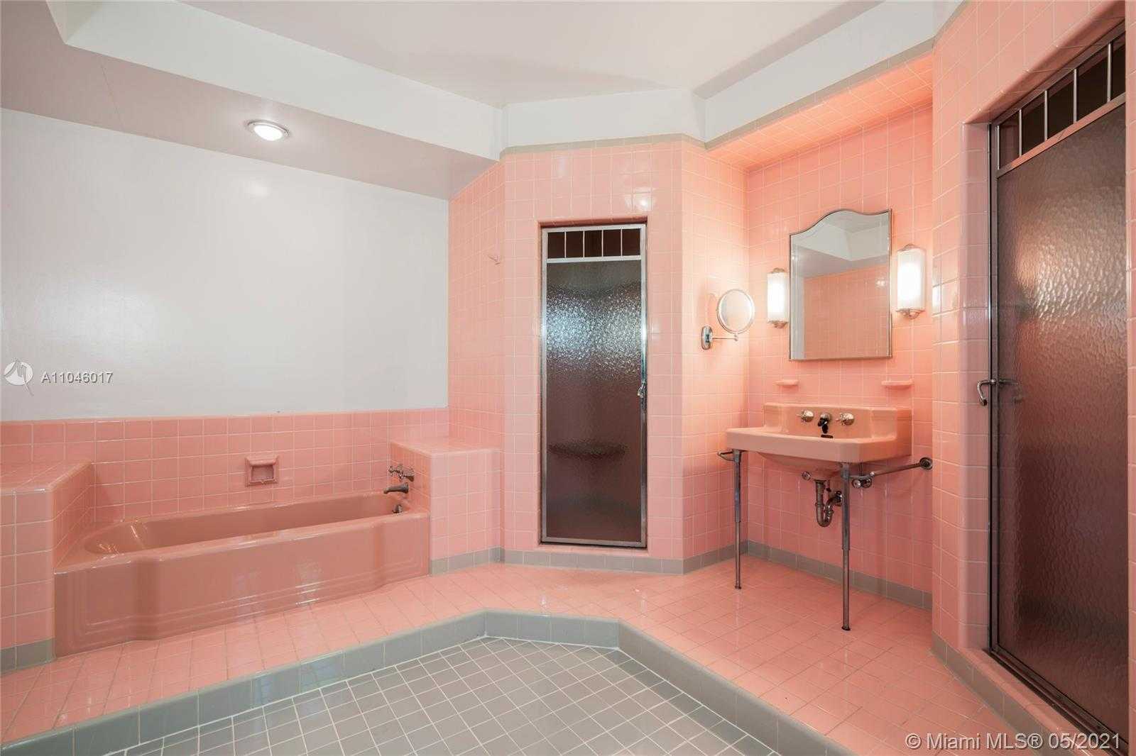 Small Image of 216 BAL BAY DR, Bal Harbour Number 13