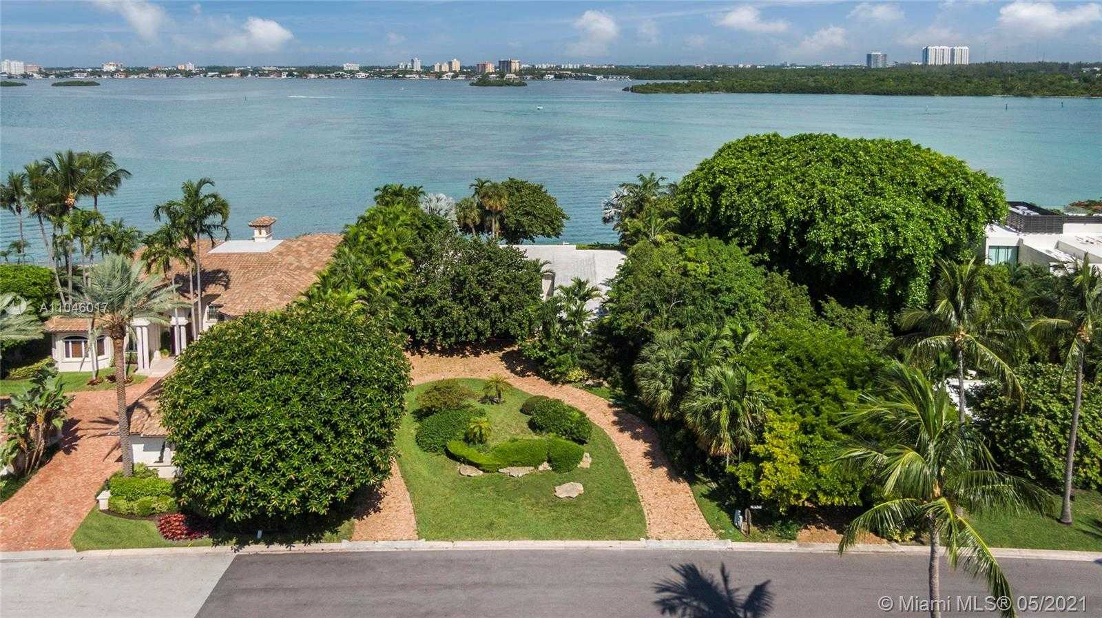 Small Image of 216 BAL BAY DR, Bal Harbour Number 7