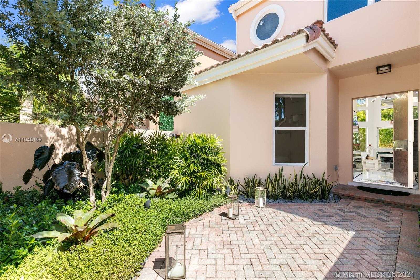 Small Image of 3710 NORTH EAST 208TH TER, Aventura Number 37