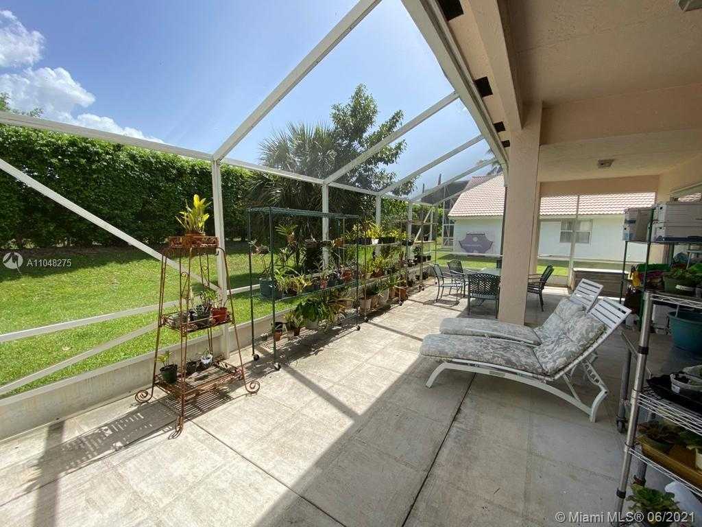 Small Image of 20178 PALM ISLAND DR, Boca Raton Number 15