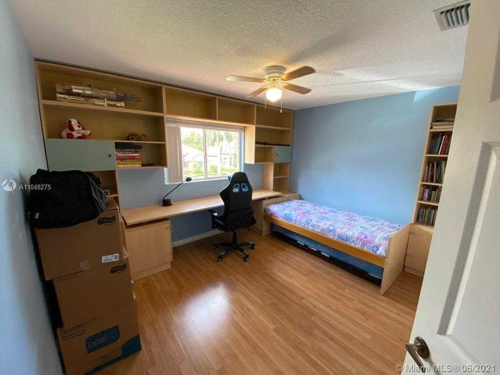 Small Image of 20178 PALM ISLAND DR, Boca Raton Number 21