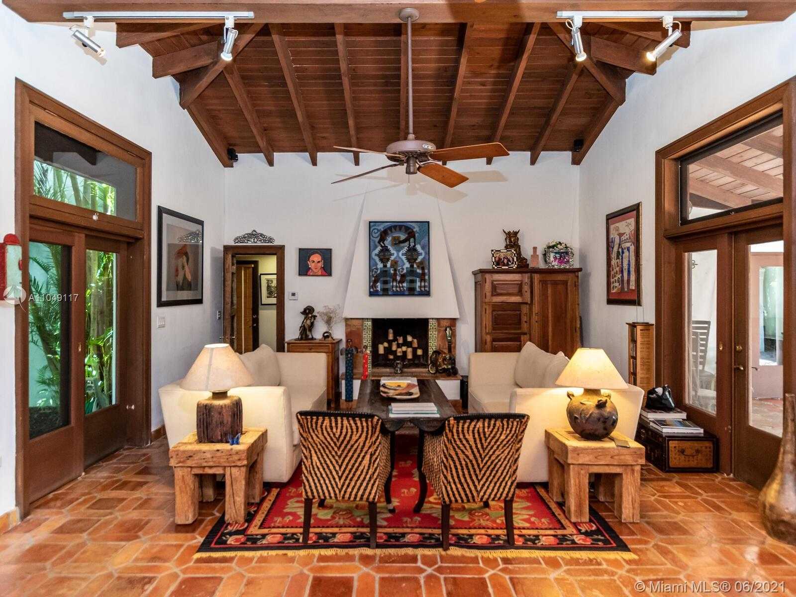 Small Image of 2811 EMATHLA ST, Miami Number 13