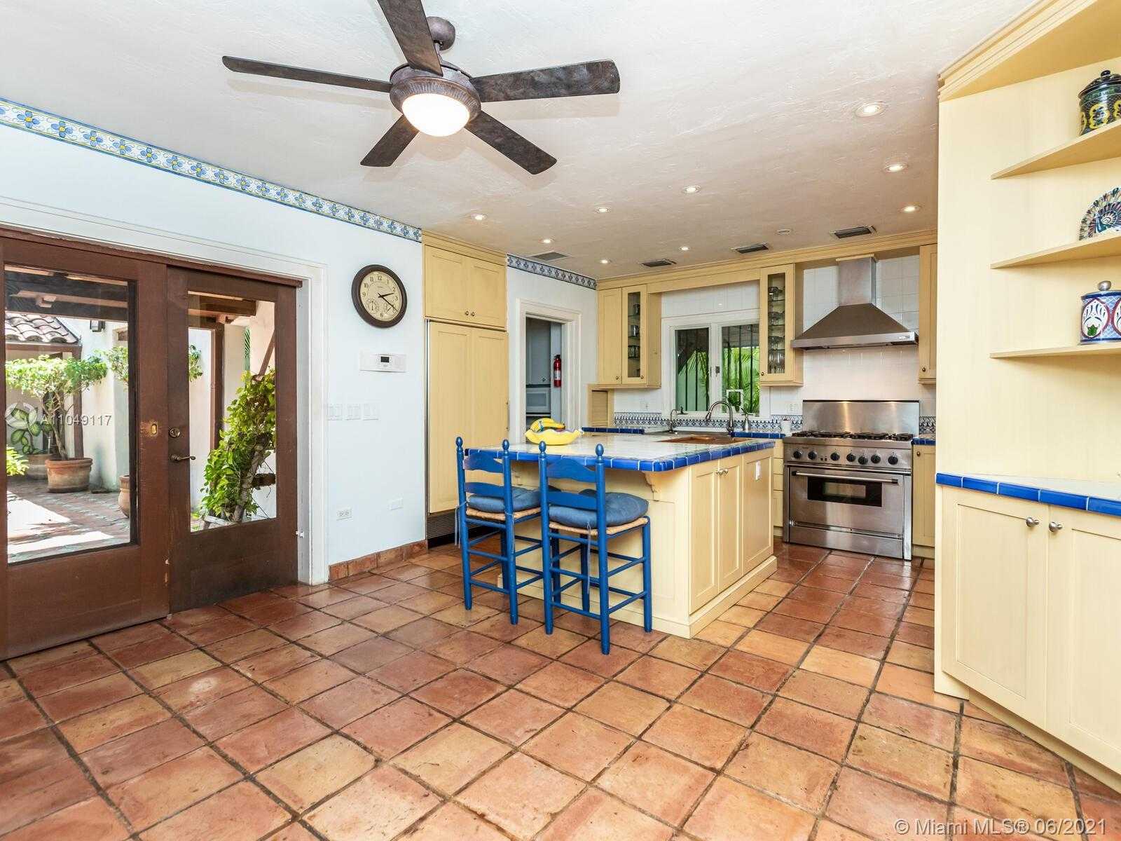 Small Image of 2811 EMATHLA ST, Miami Number 20