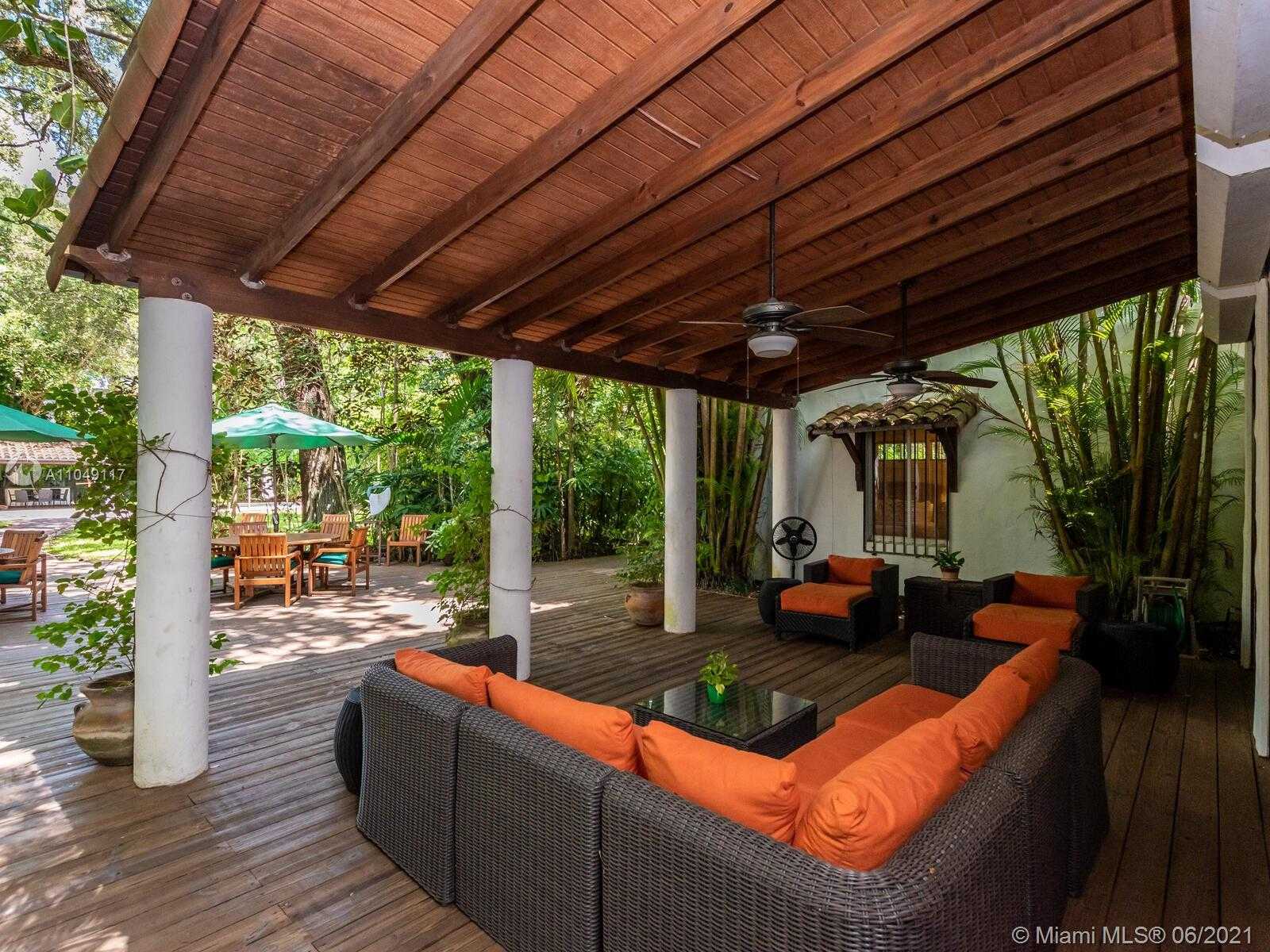 Small Image of 2811 EMATHLA ST, Miami Number 69