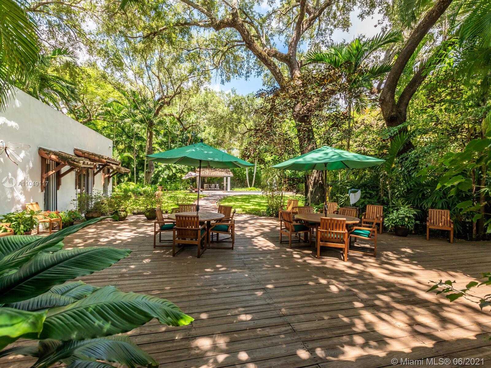 Small Image of 2811 EMATHLA ST, Miami Number 70