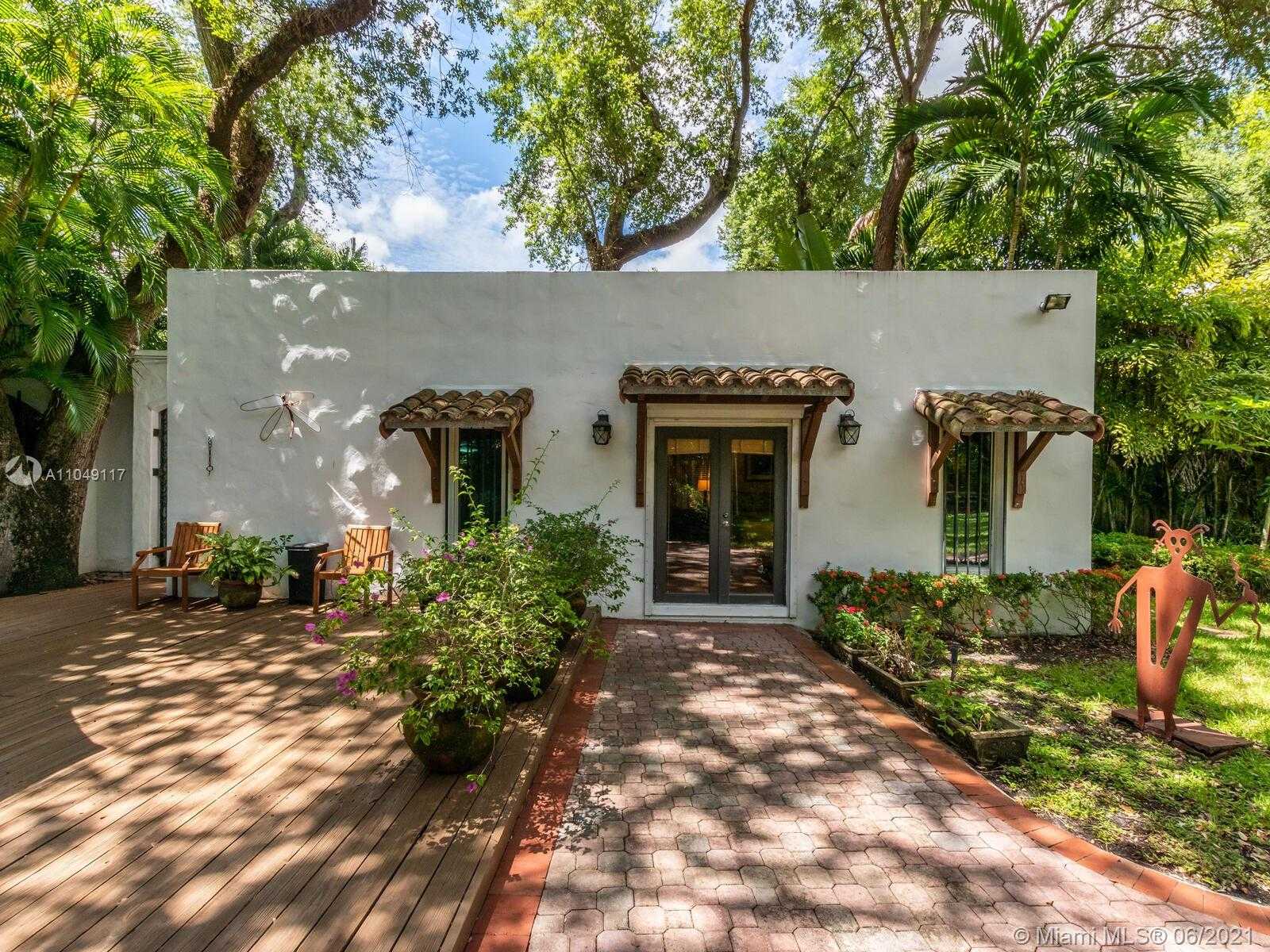Small Image of 2811 EMATHLA ST, Miami Number 73