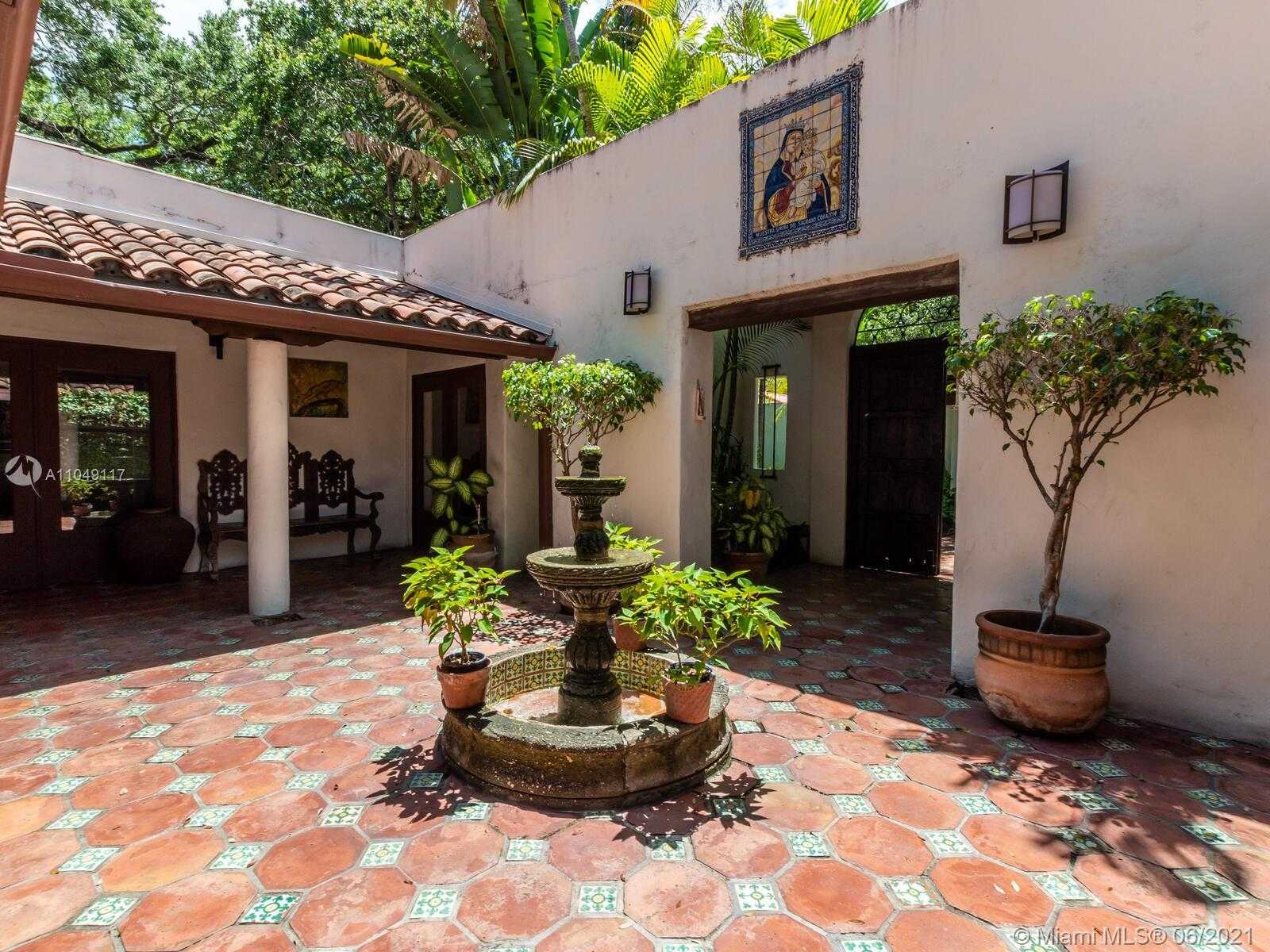 Small Image of 2811 EMATHLA ST, Miami Number 8
