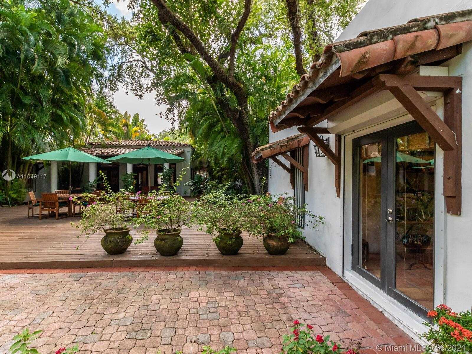 Small Image of 2811 EMATHLA ST, Miami Number 87