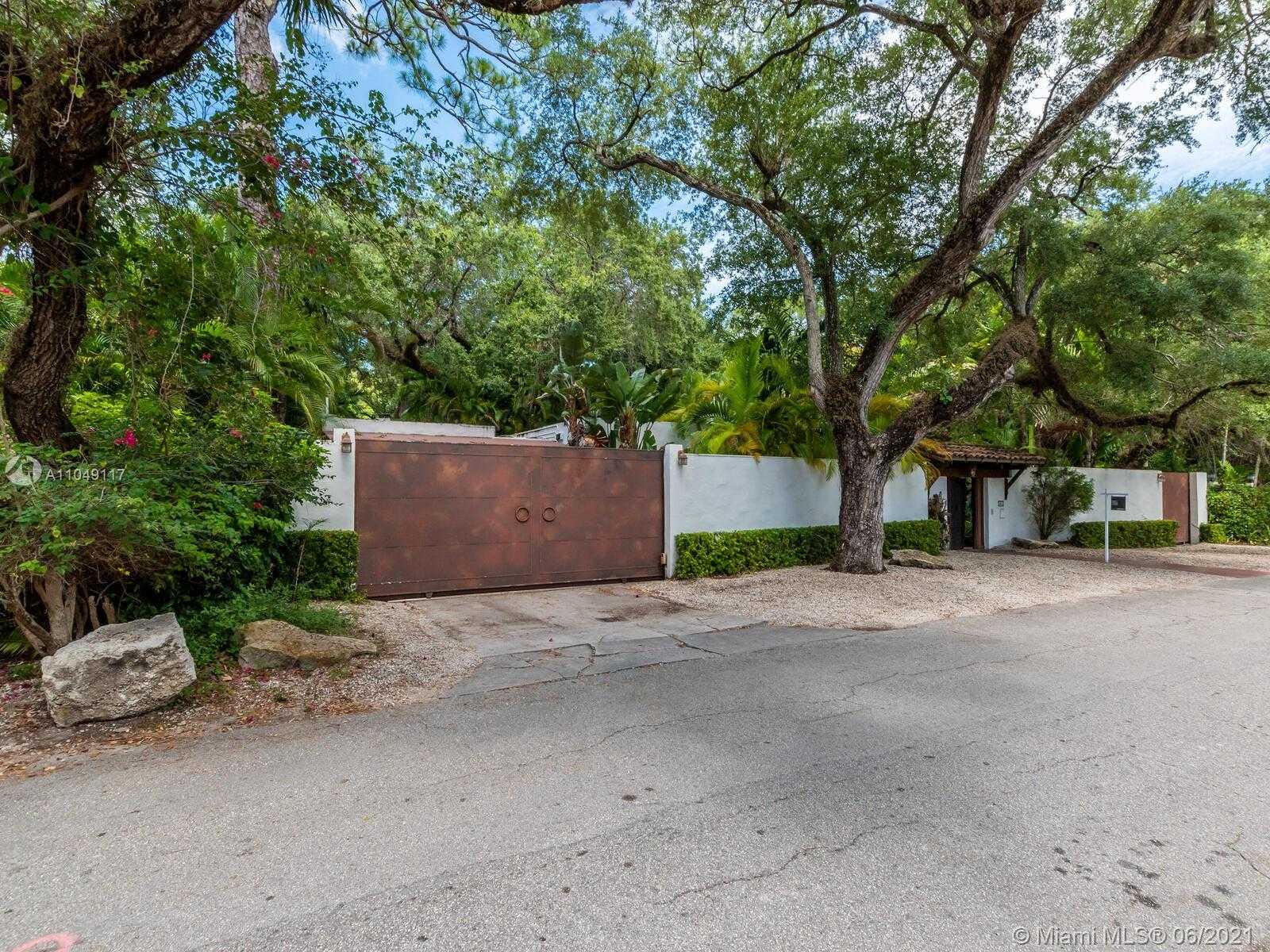 Small Image of 2811 EMATHLA ST, Miami Number 89