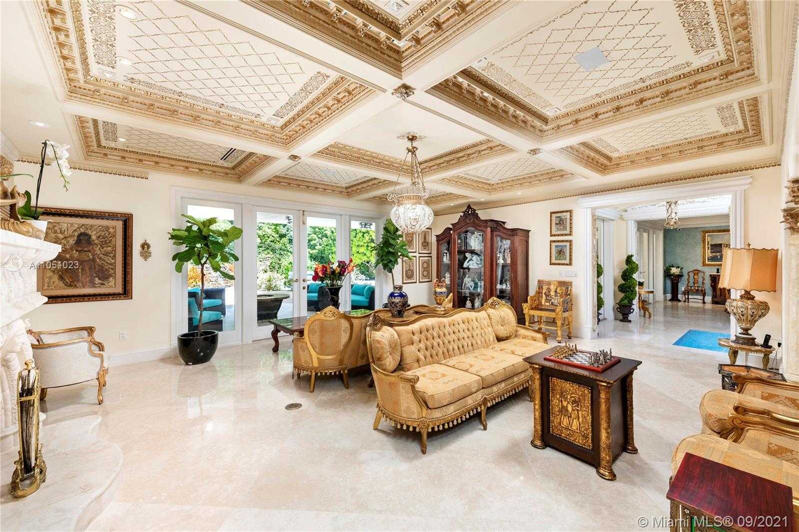 Small Image of 9400 OLD CUTLER RD, Coral Gables Number 17
