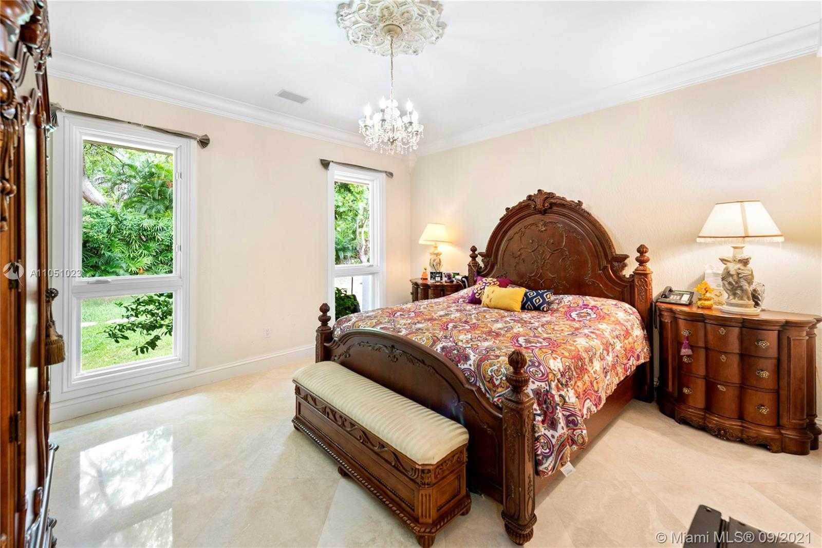 Small Image of 9400 OLD CUTLER RD, Coral Gables Number 33