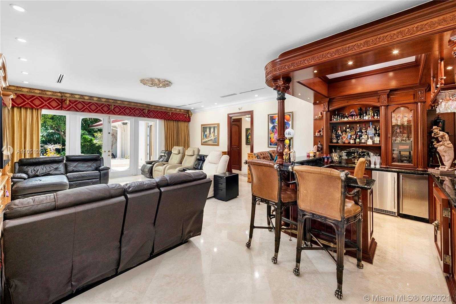 Small Image of 9400 OLD CUTLER RD, Coral Gables Number 37