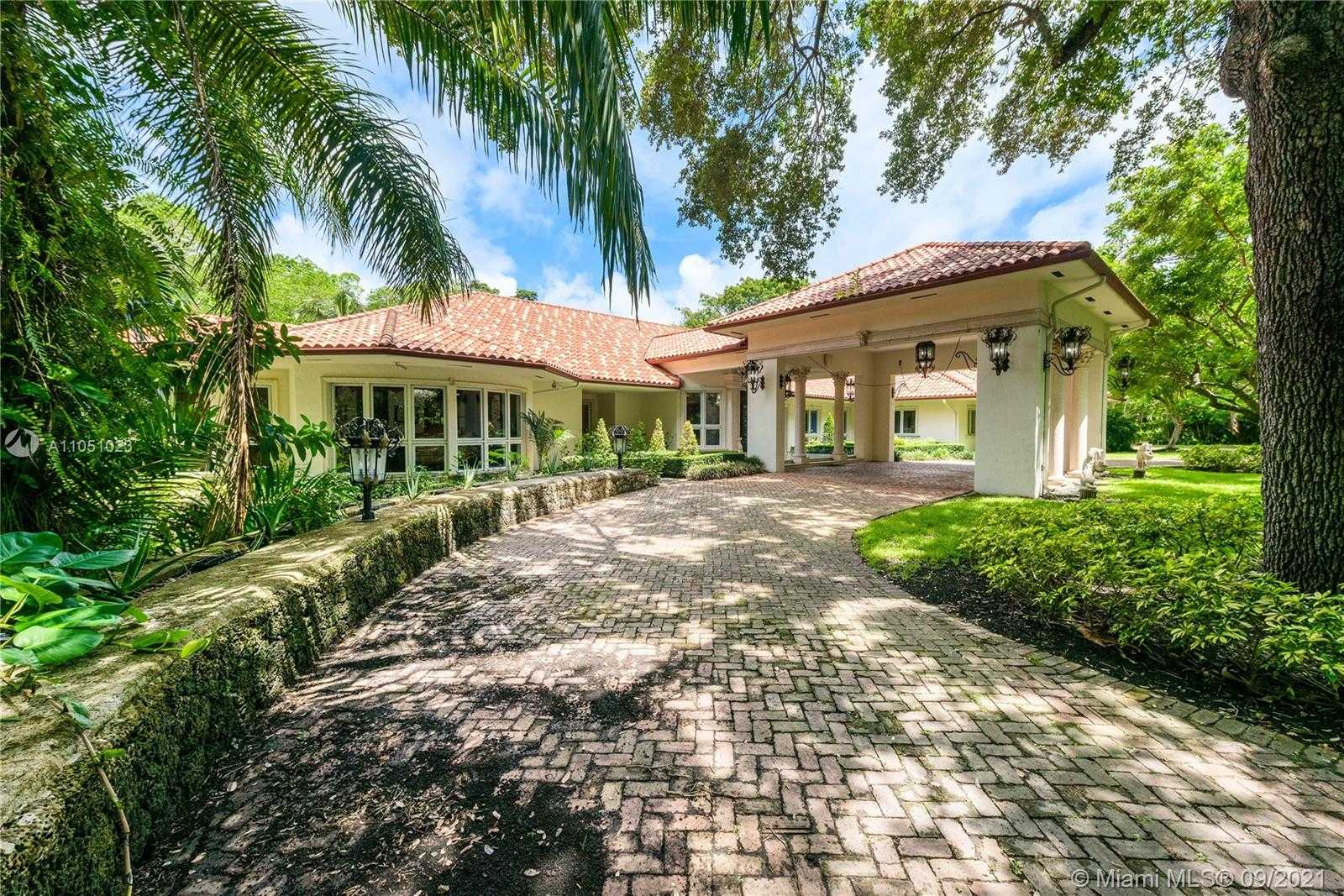 Small Image of 9400 OLD CUTLER RD, Coral Gables Number 47