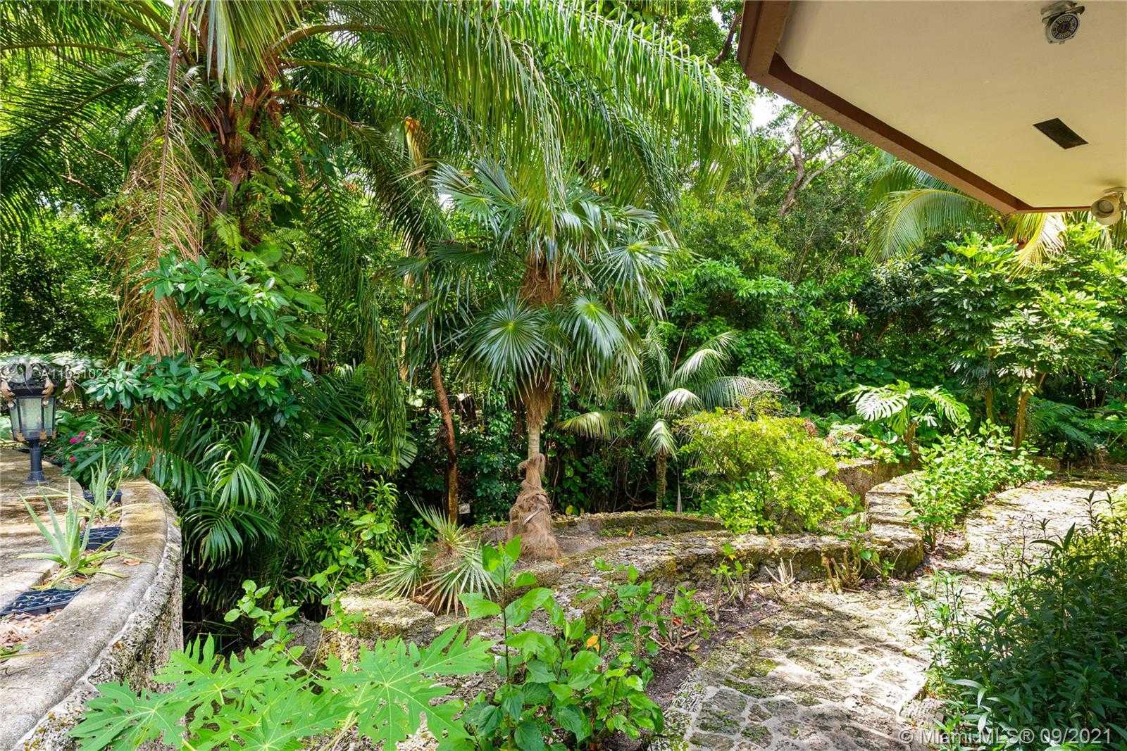 Small Image of 9400 OLD CUTLER RD, Coral Gables Number 48