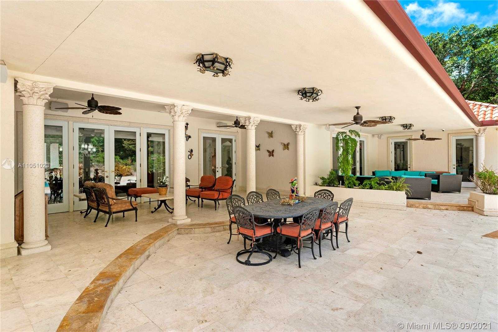Small Image of 9400 OLD CUTLER RD, Coral Gables Number 62