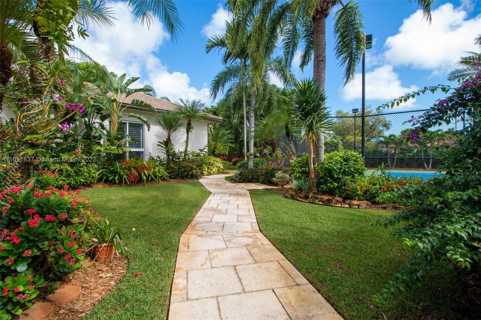 Small Image of 7855 SOUTH WEST 83RD CT, Miami Number 6