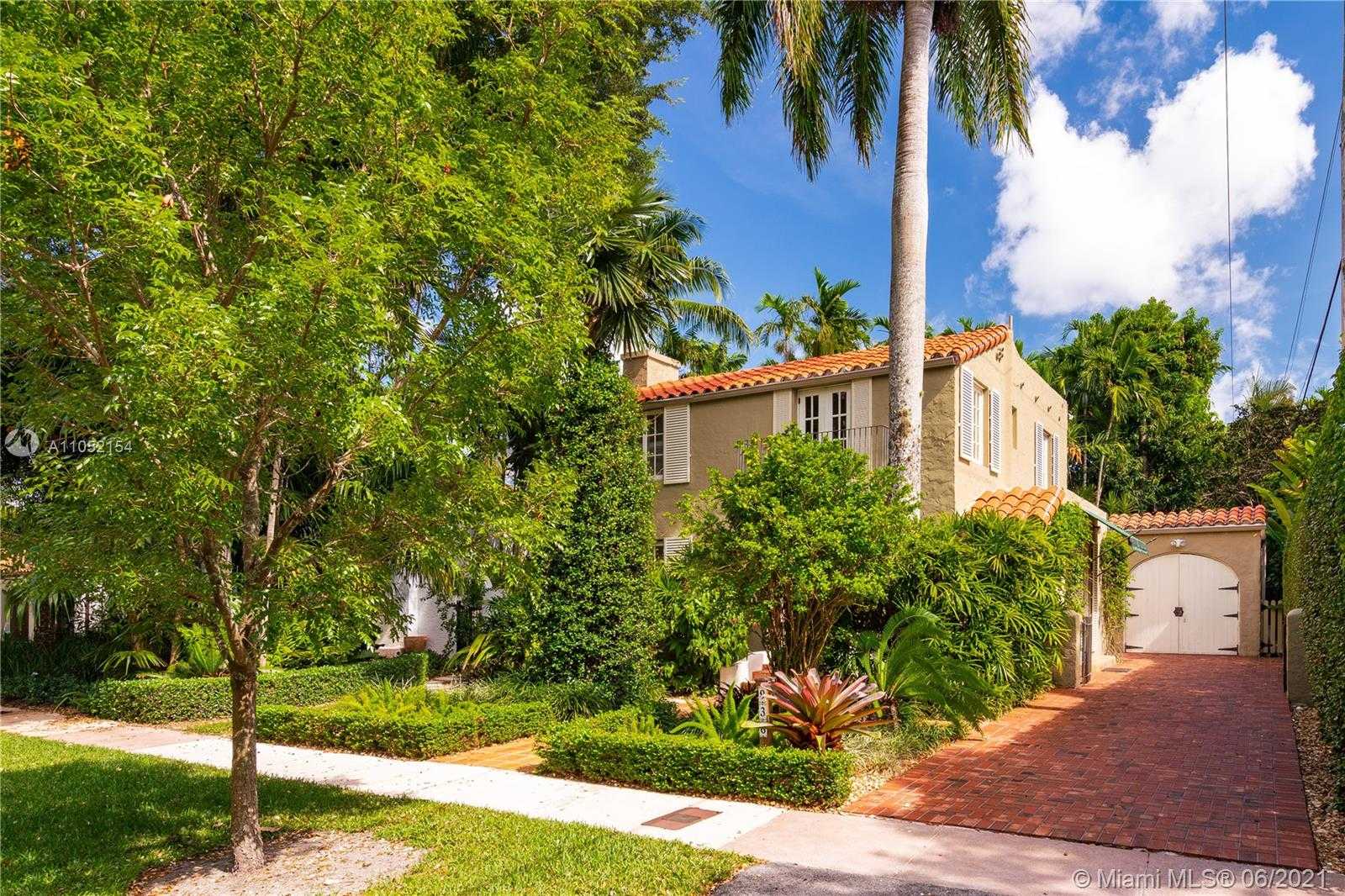 Small Image of 936 SOROLLA AVE, Coral Gables Number 21