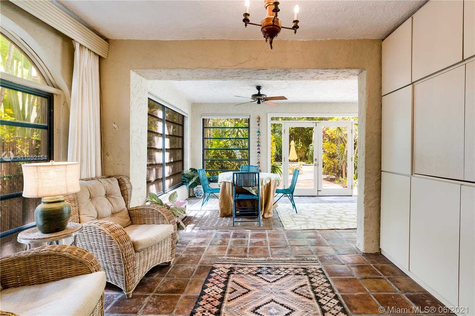 Small Image of 936 SOROLLA AVE, Coral Gables Number 6