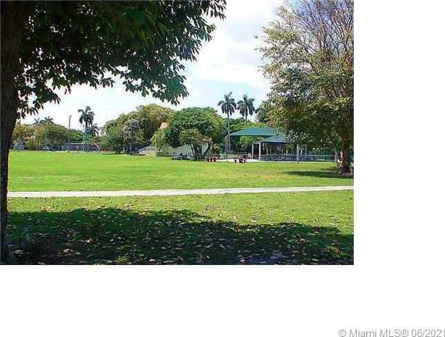 Small Image of 5100 NORTH EAST 5TH AVENUE, Miami Number 10