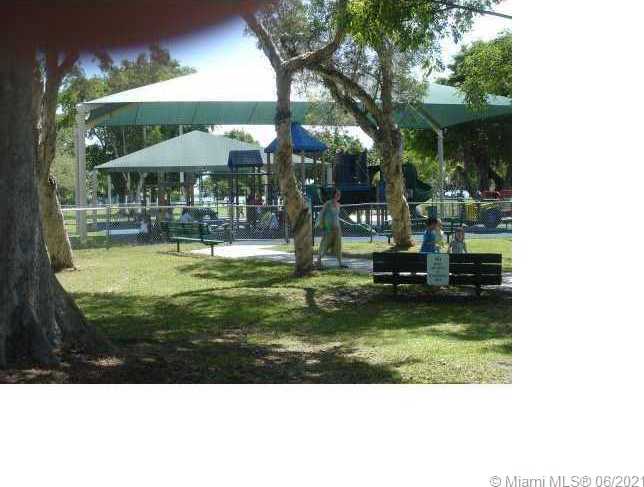 Small Image of 5100 NORTH EAST 5TH AVENUE, Miami Number 12
