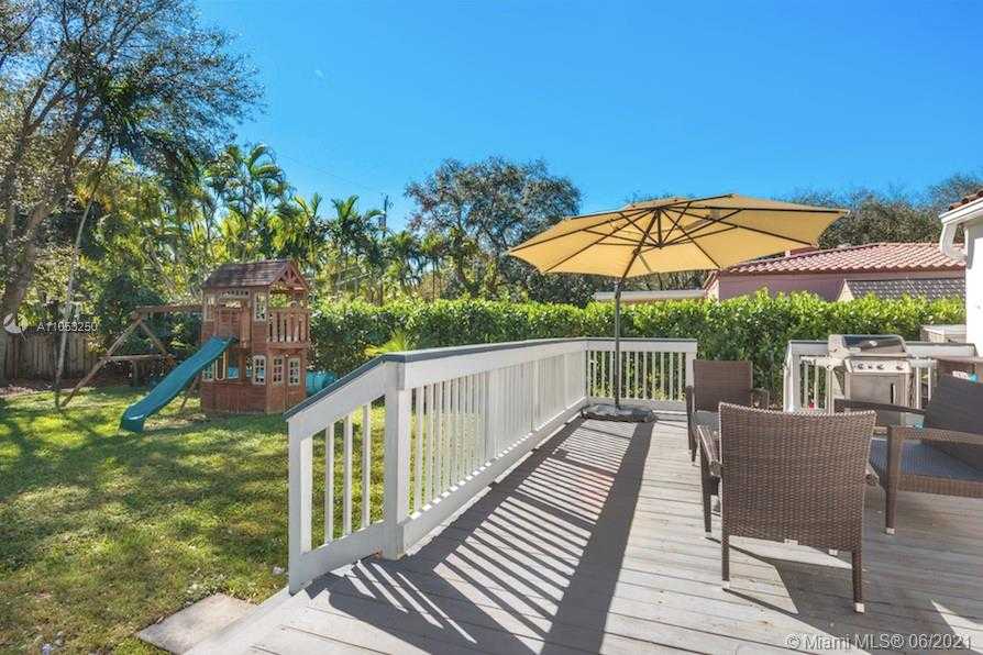 Small Image of 114 NORTH EAST 107TH ST, Miami Shores Number 10