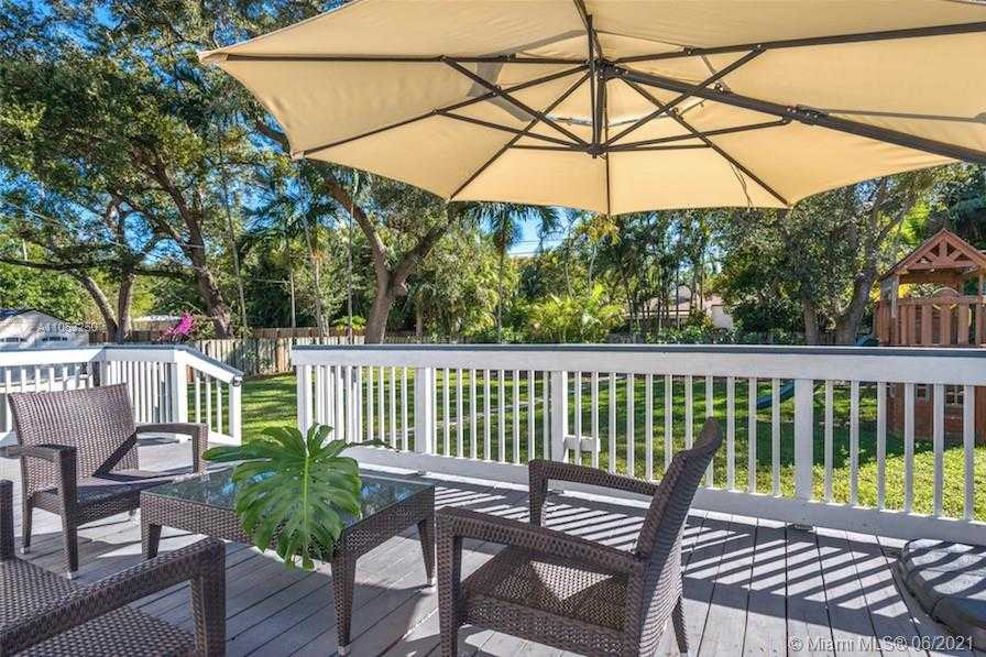 Small Image of 114 NORTH EAST 107TH ST, Miami Shores Number 11