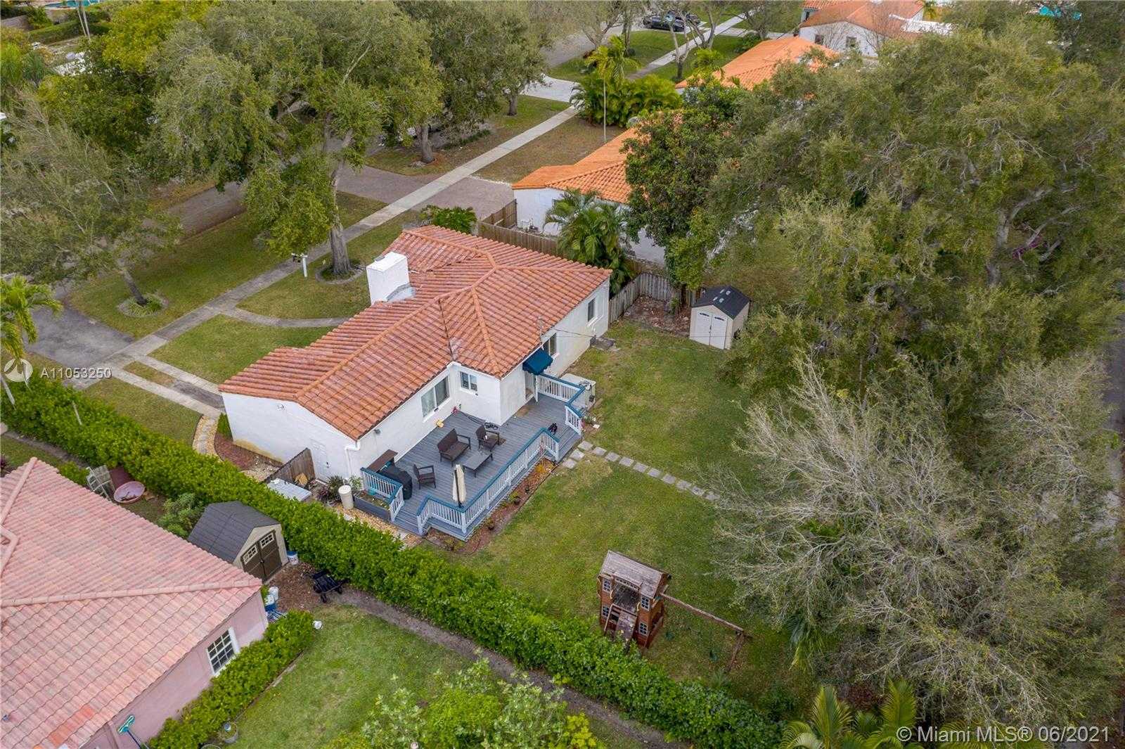 Small Image of 114 NORTH EAST 107TH ST, Miami Shores Number 14