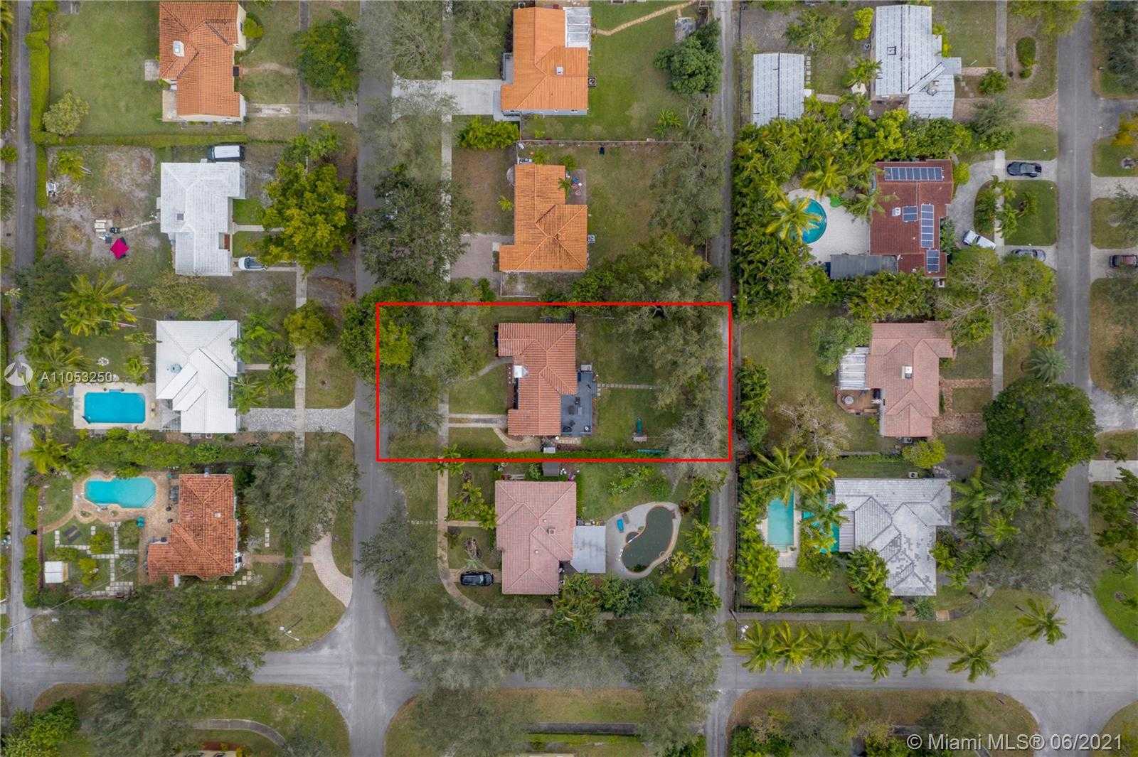 Small Image of 114 NORTH EAST 107TH ST, Miami Shores Number 15