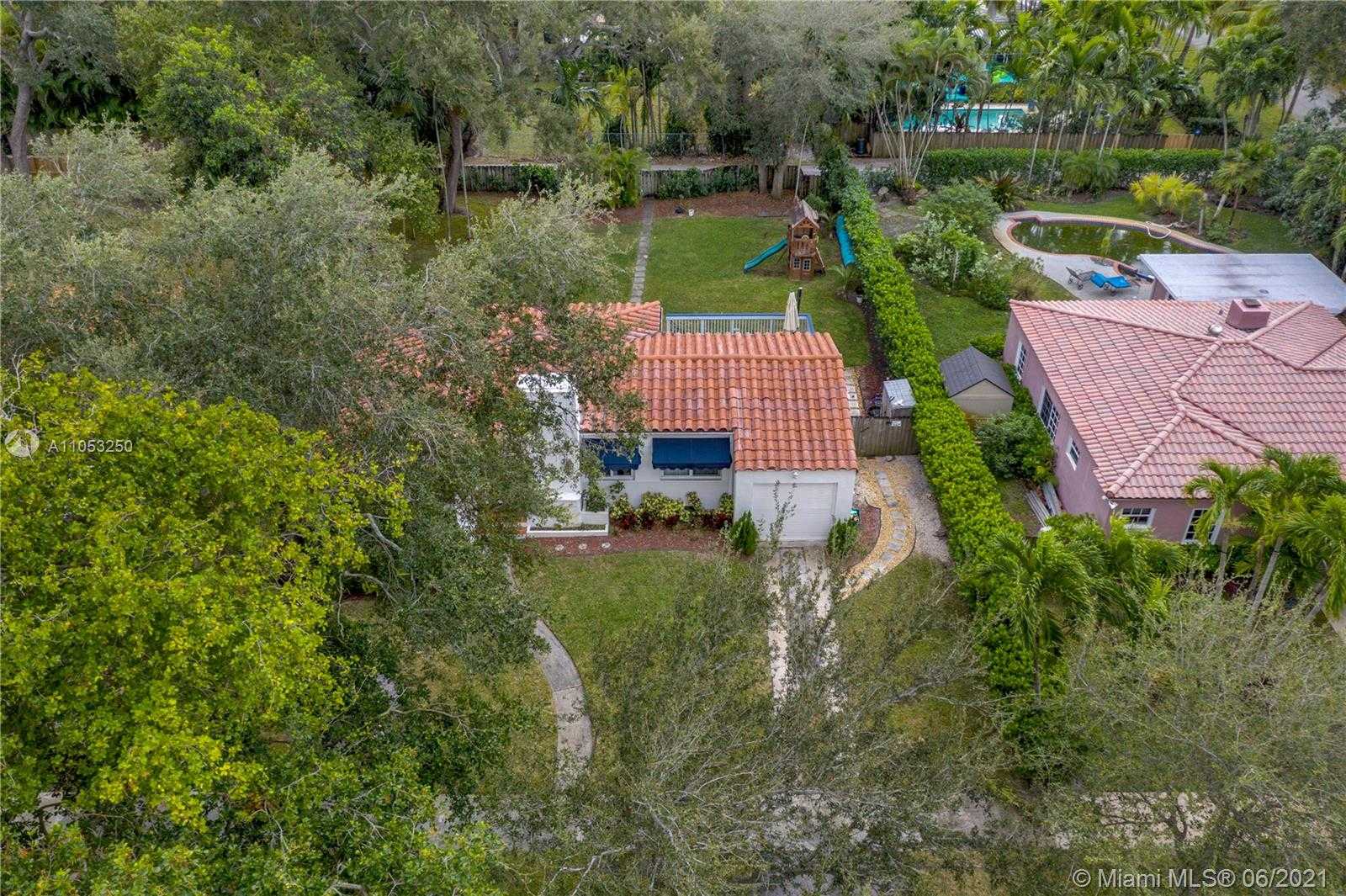 Small Image of 114 NORTH EAST 107TH ST, Miami Shores Number 17