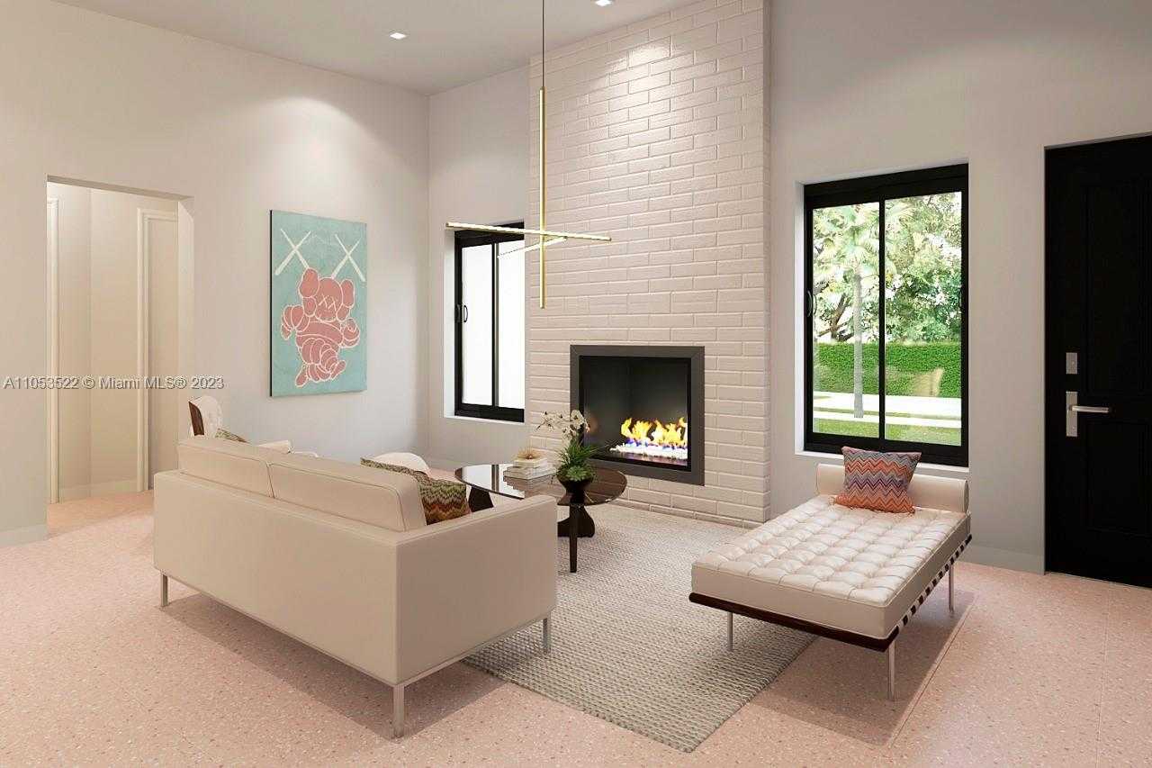 Small Image of 1595 NORTH EAST 110TH TER, Miami Number 4