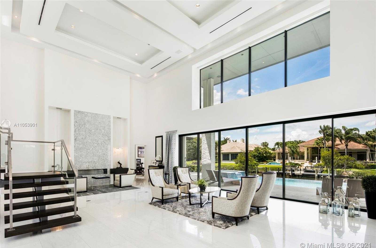 Small Image of 13843 LE BATEAU ISLES, Palm Beach Gardens Number 24